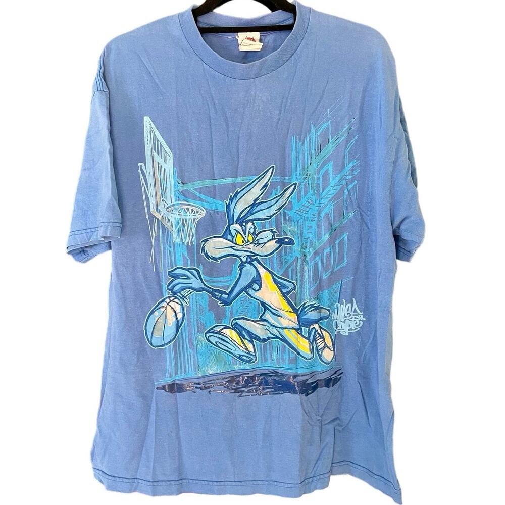 Vintage Y2K Wile E Coyote Basketball 2000 Shirt Adult XL